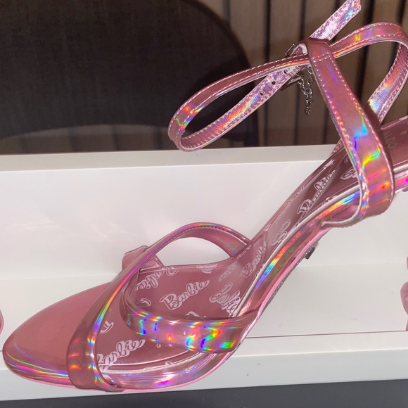 Aldo Barbie Pink Heels - Picture 5 of 10